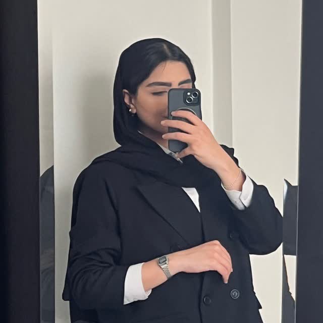 نرگس باباپور
